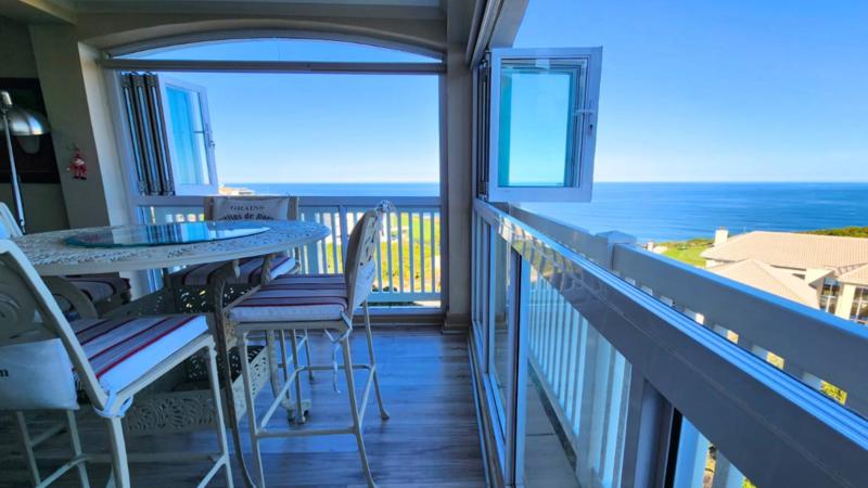 To Let 3 Bedroom Property for Rent in Pinnacle Point Golf Estate Western Cape
